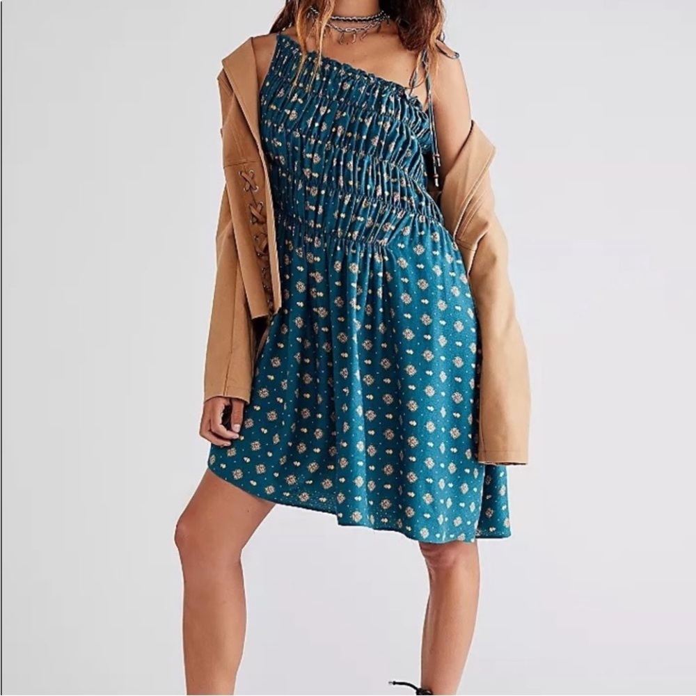 Free People Clementina Mini Dress Size XS. Casual Boho Minimalist Festival